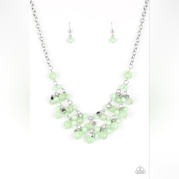 Gone Sailing - Green Necklace - Picture 1 of 3